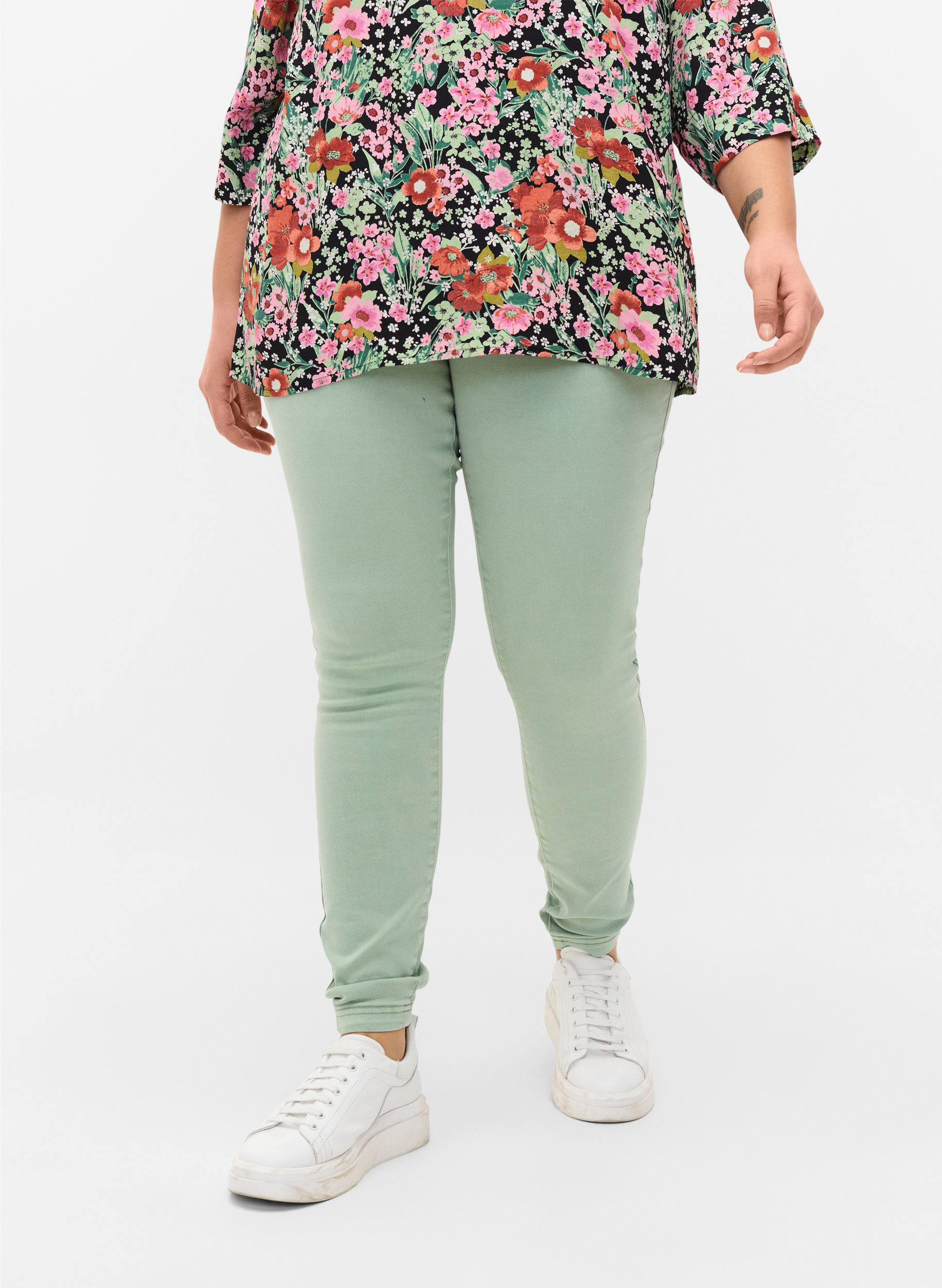 Super slim Amy jeans med hög midj, Frosty Green, Model image number 2