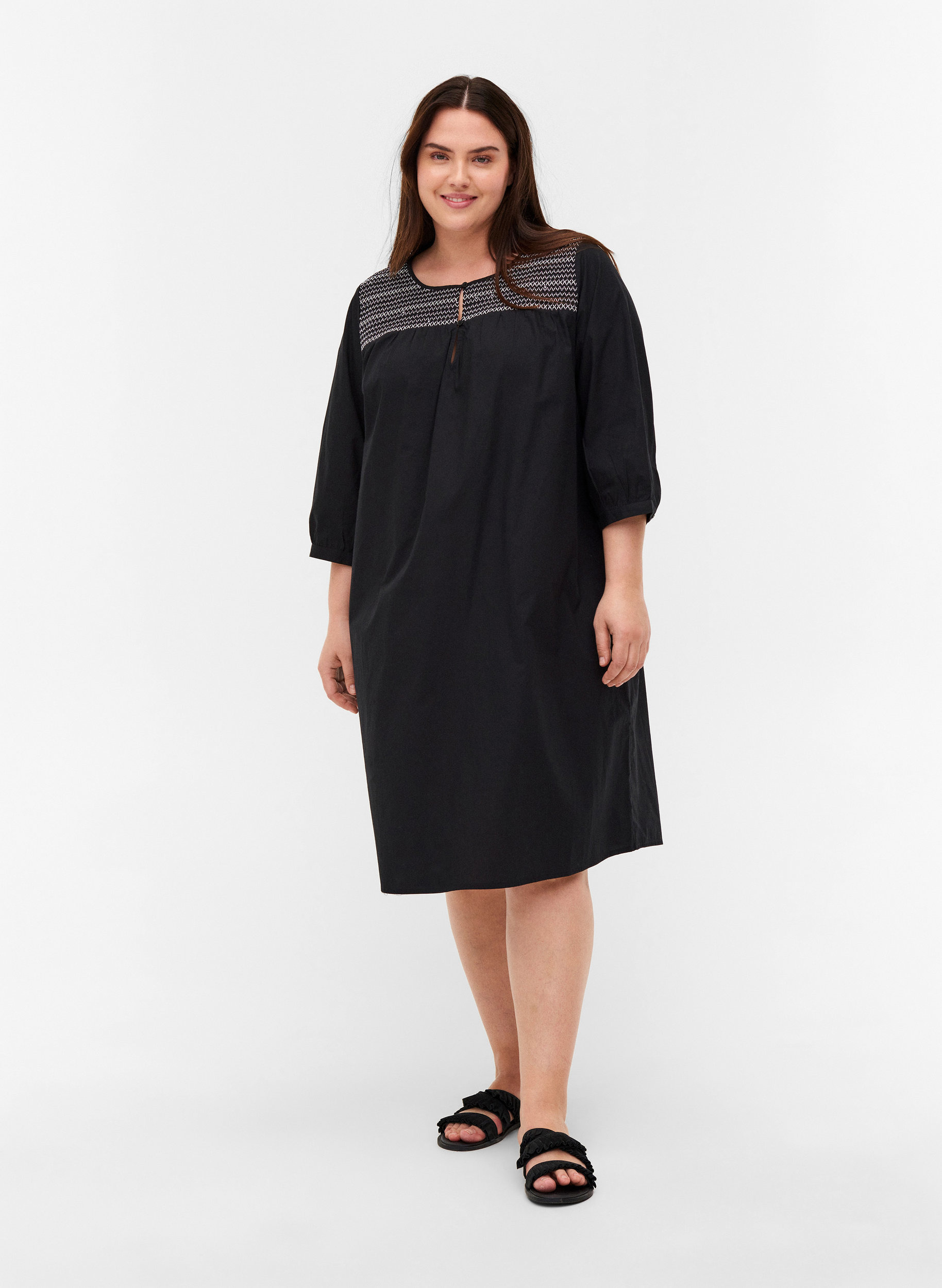 A-linjeformad klänning i bomull med smock, Black, Model image number 3