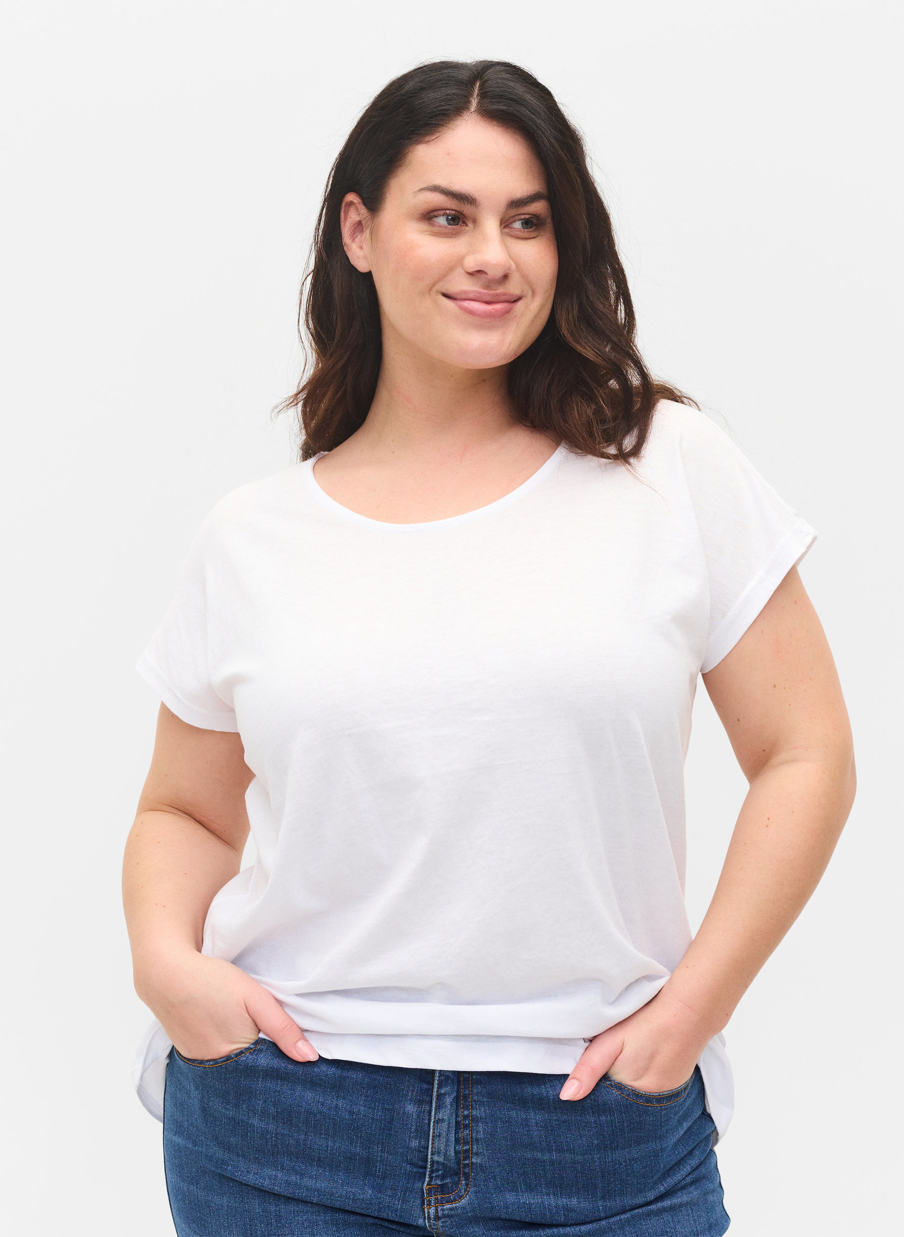 T-shirt i bomullsmix, Bright White, Model