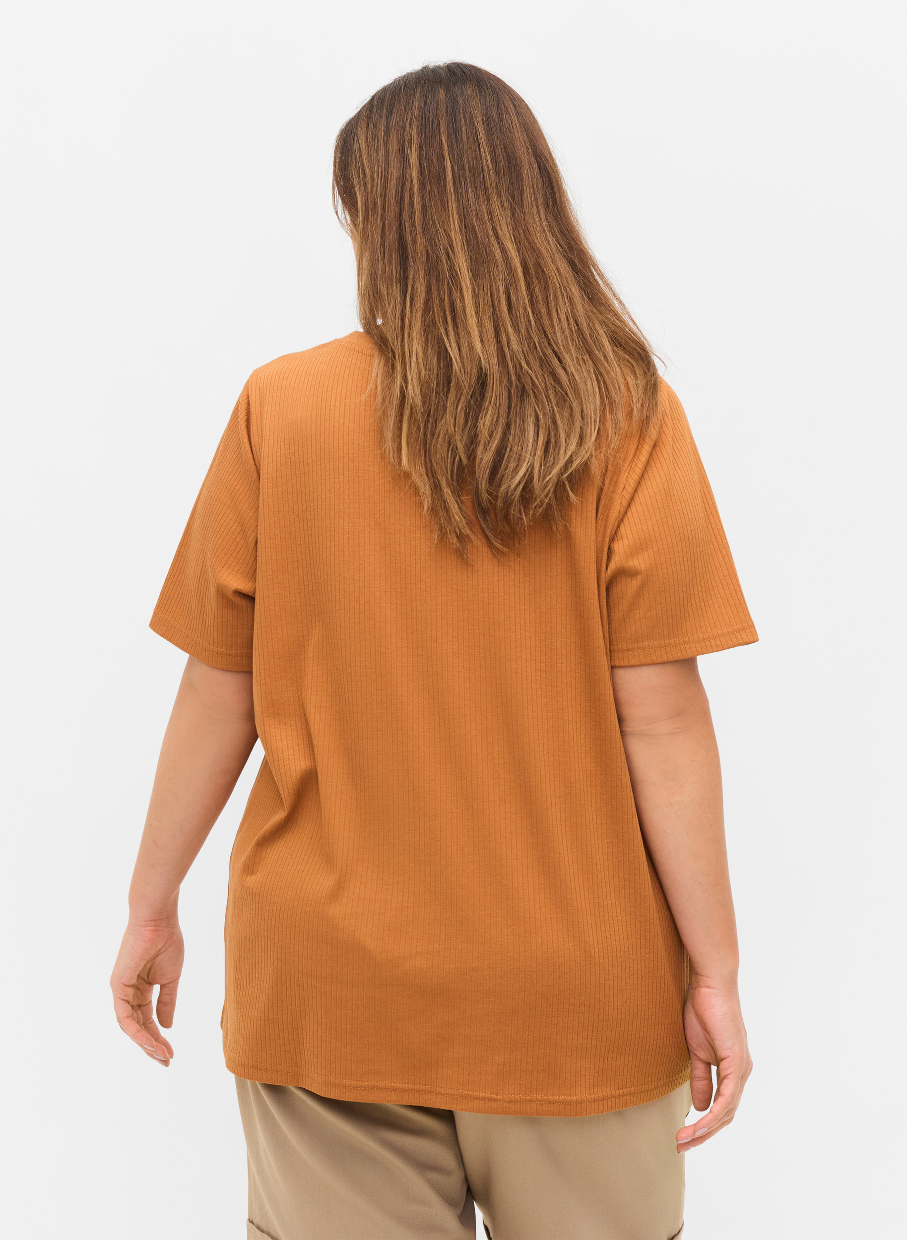 Ribbad t-shirt, Pecan Brown, Model