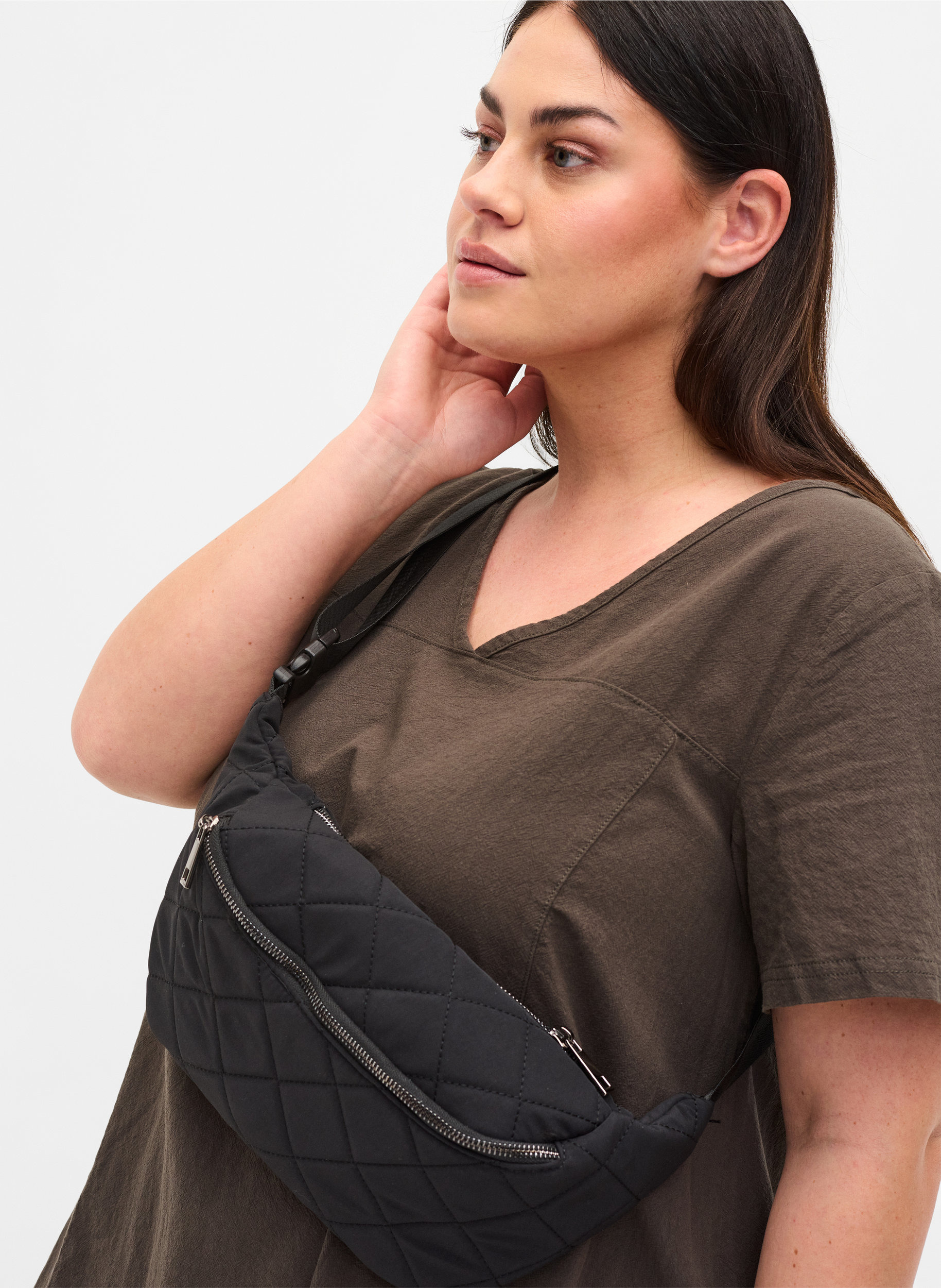 Quiltad midjesväska, Black, Model