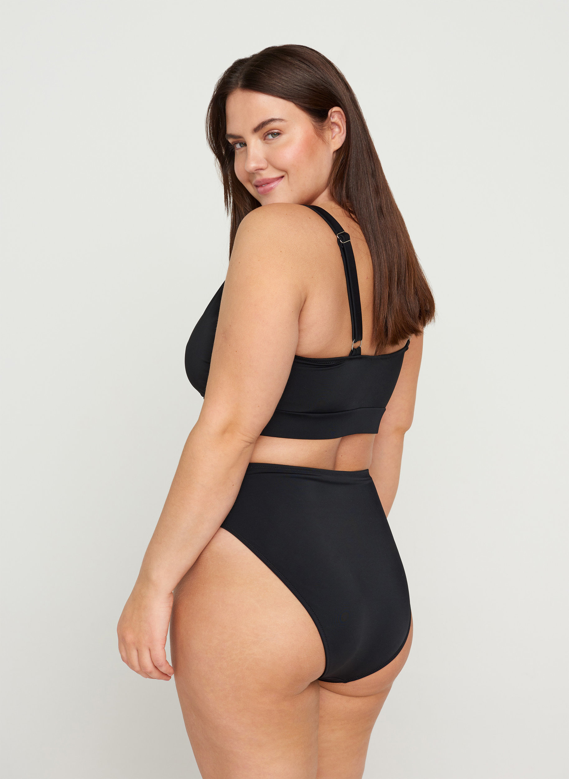 Bikinitrosa med hög midja, Black, Model