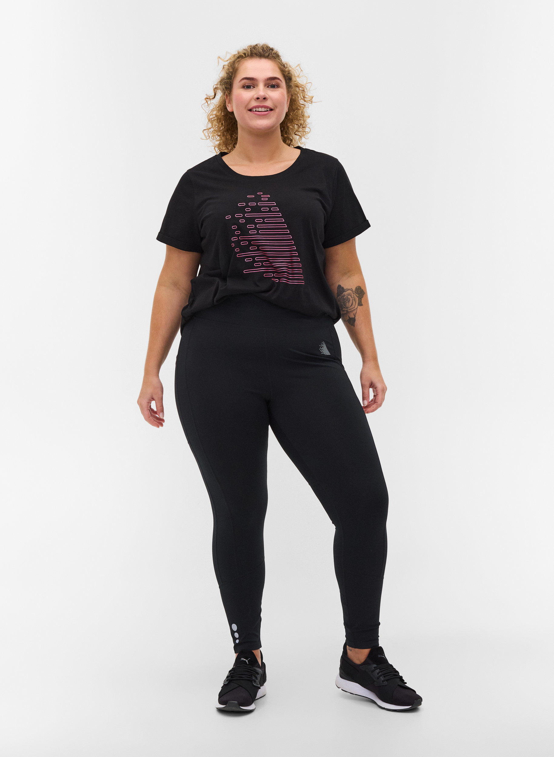  T-shirt till träning med print, Black Diva Pink, Model image number 2