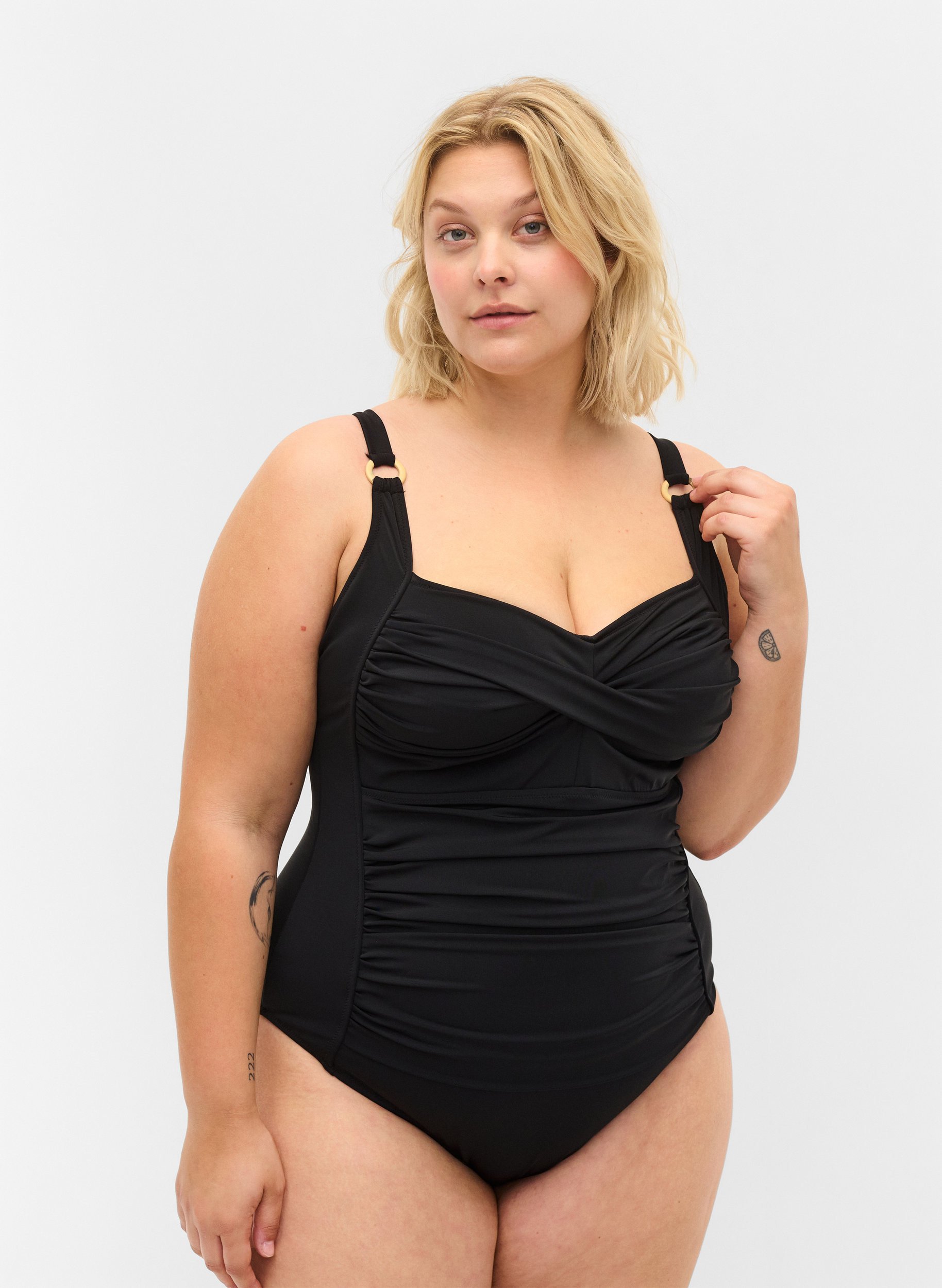 Vadderad baddräkt med draperingar, Black, Model