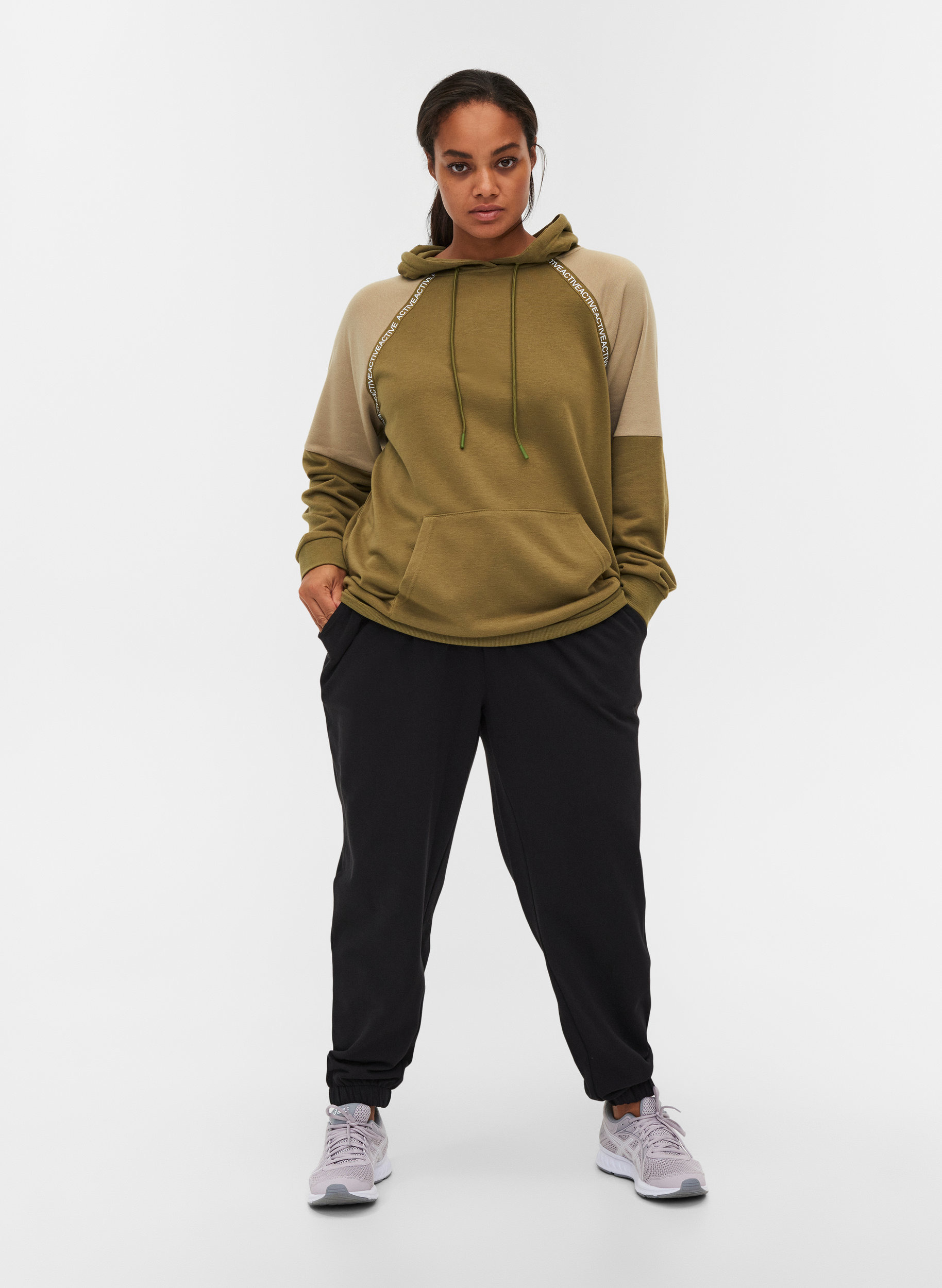 Sweatshirt med huva och ficka, Olive Drab, Model image number 2