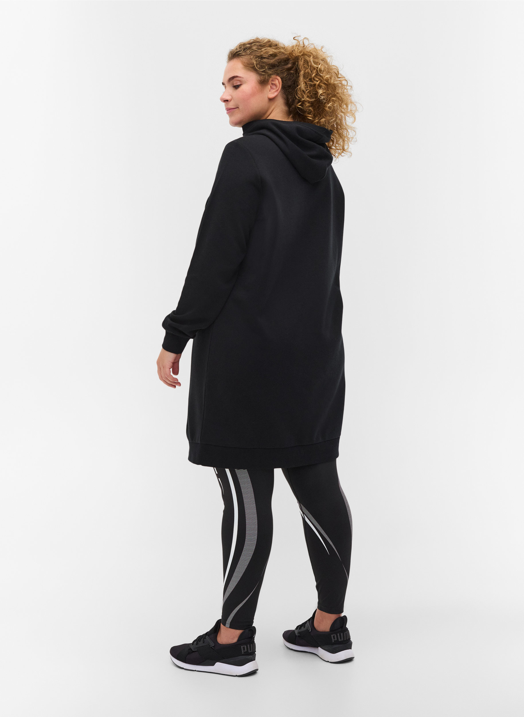 Sweatshirtklänning med huva och tryck, Black, Model image number 1