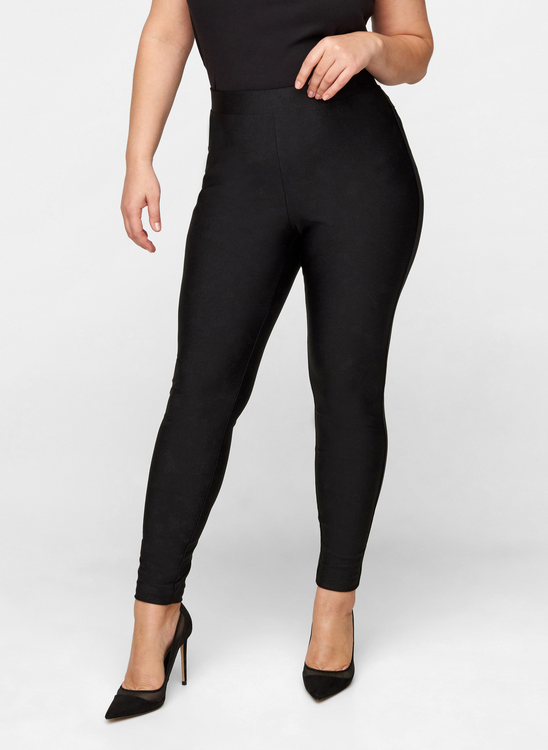 Shiny leggings med bakfickor och hög midja, Black, Model image number 2