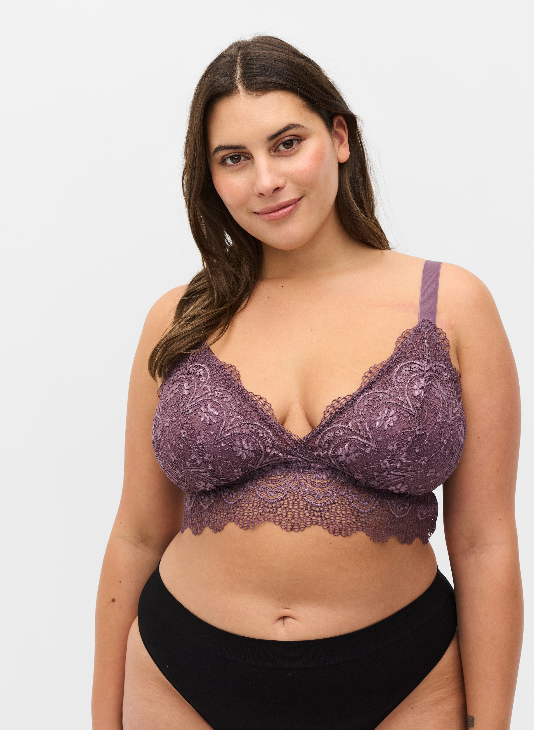 Spets-bh med uttagbara inlägg, Black Plum, Model