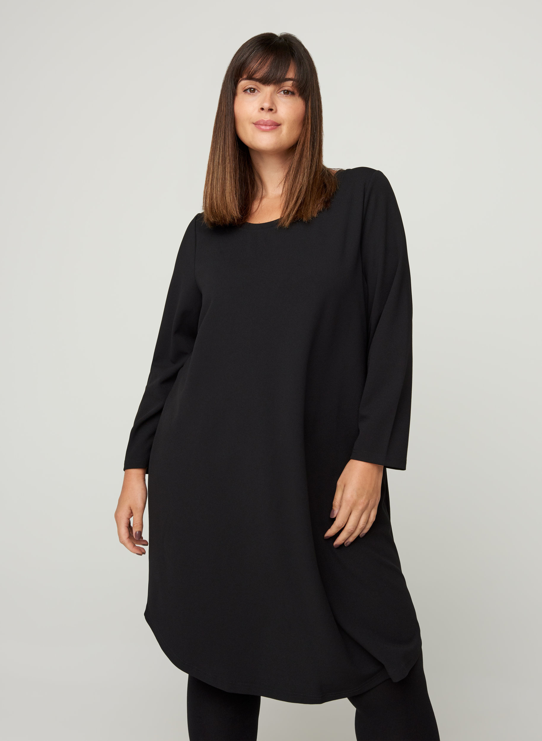 Enfärgad klänning med a-form, Black, Model image number 0
